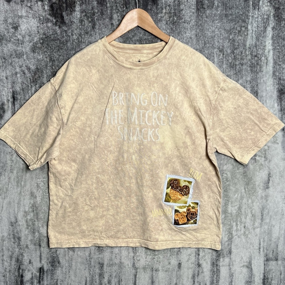 Disney Parks Disneyland T-Shirt Yummy Food Bring On The Mickey Snacks‎ M